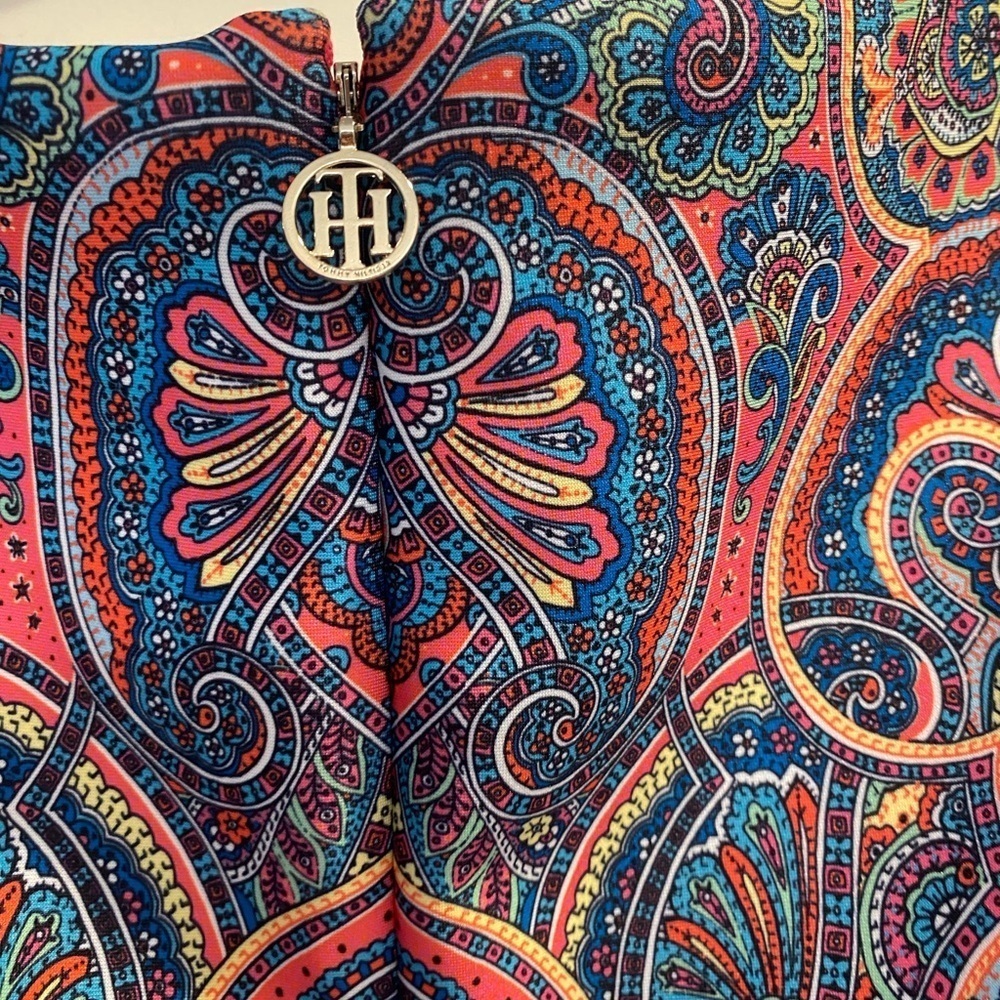 Tommy Hilfiger Crewneck Sleeveless Paisley Print Scuba Sheath Mini Dress bodycon - Picture 4 of 9